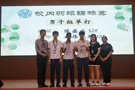 柯里第3节摔伤退赛 勇士受惊等待验伤结果