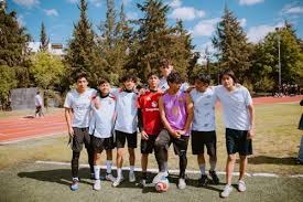 本赛季老将出勤率：伦纳德28%，库里84%，詹姆斯93%，保罗100%