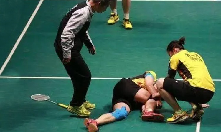 YYDS！C罗终场前双响+读秒绝杀，17年生涯狂轰111球，集齐3大射手榜第一＂